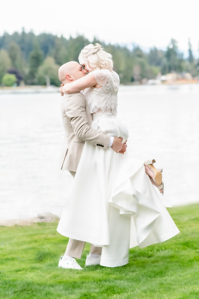 Perfect Wedding Photographer in Seattle